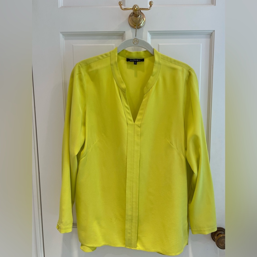 Stunning Lafayette 148 Yellow/Lime Silk Blouse